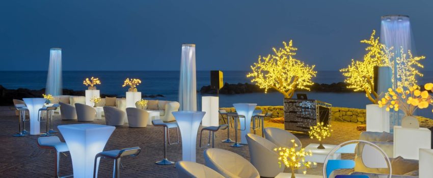 Terrace decoration beach hotel tables - Decoracion terraza playa hotel mesas